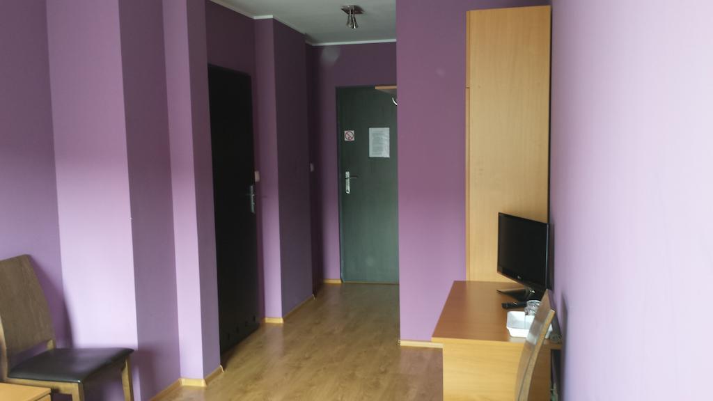 Restauracja Motel Halka Płock Habitación foto