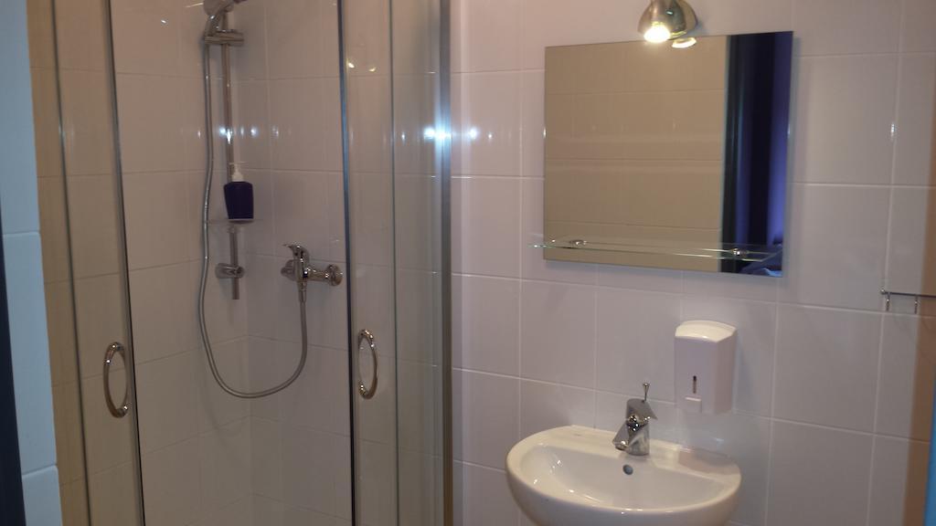 Restauracja Motel Halka Płock Habitación foto