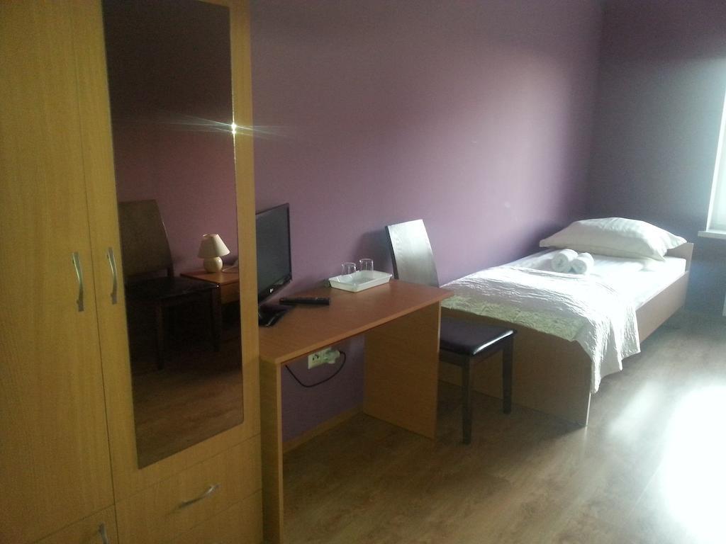 Restauracja Motel Halka Płock Habitación foto